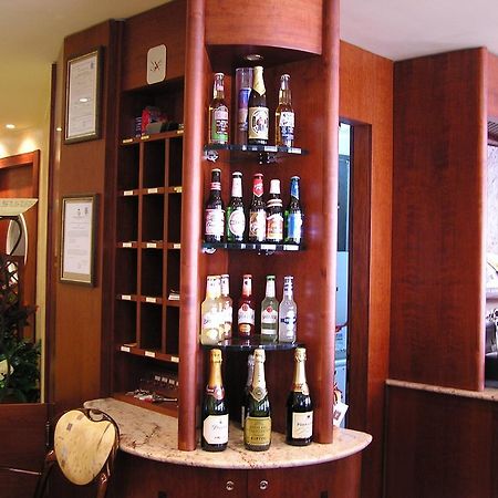Hotel Mistral Портоскузо Экстерьер фото